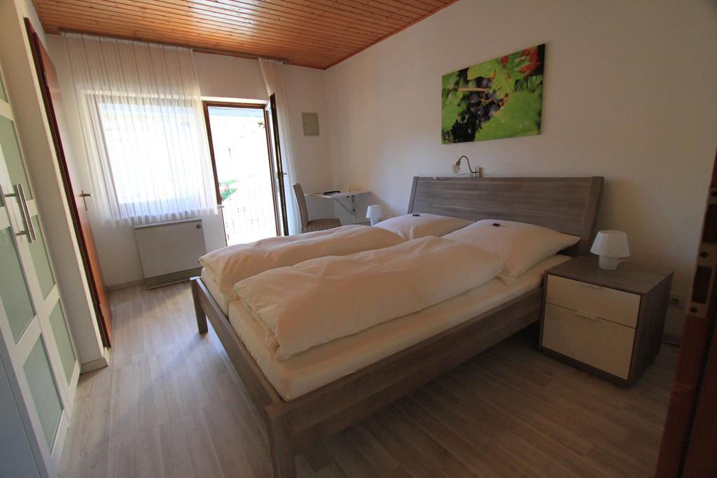 Ferienweingut Serwaziwein Mesenich Habitación foto